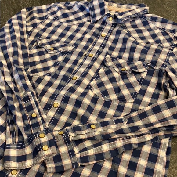 AEROPOSTALE PEARL SNAP BUTTON UP - Picture 2 of 3